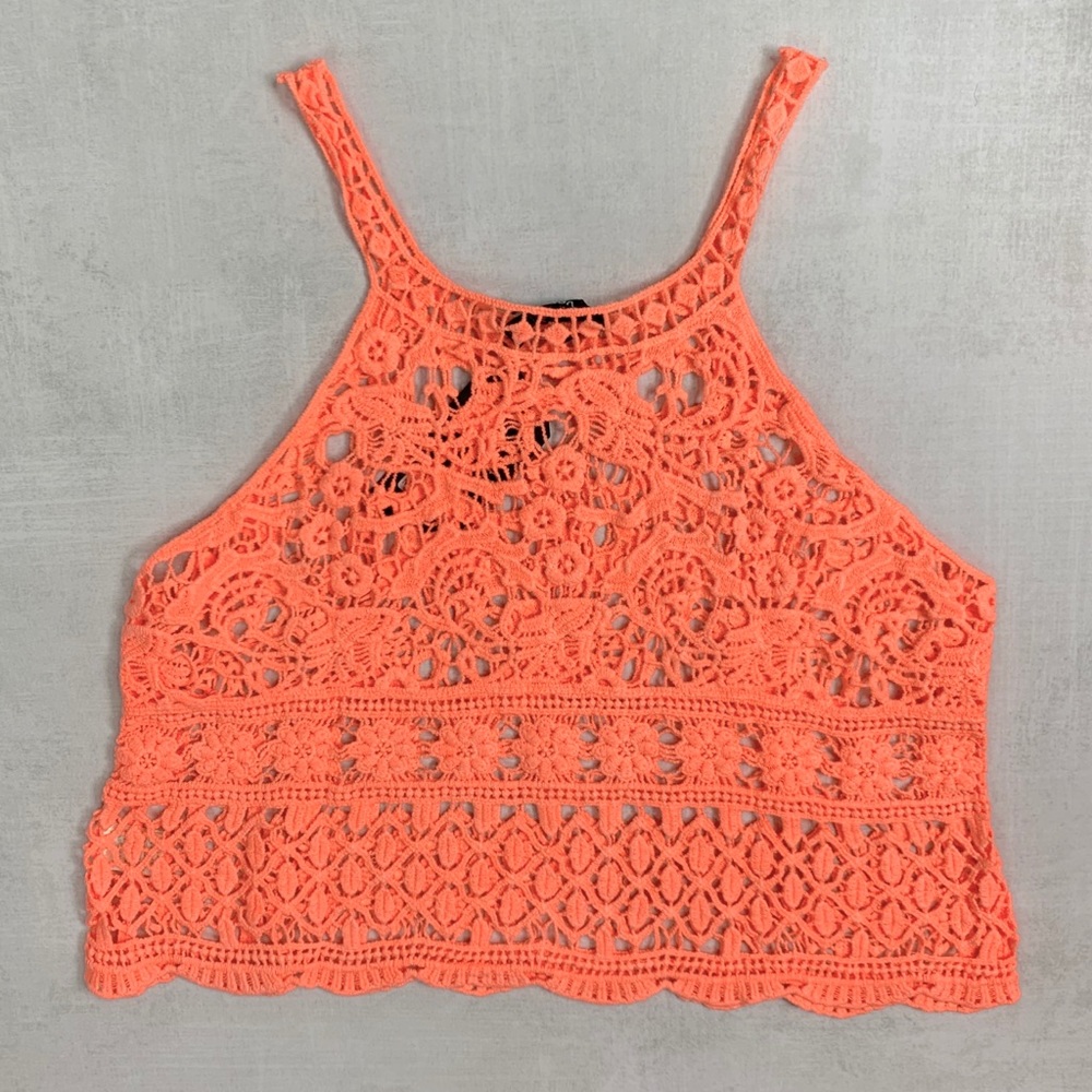 Very J Crochet Crop Top - Picture 4 of 6